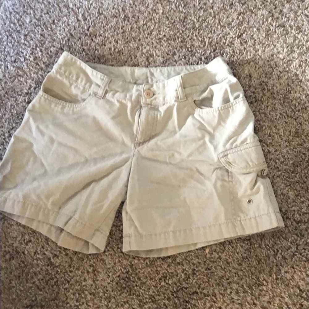 North Face khaki cargo shorts